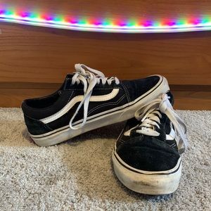 VANS old school mens size 7 or woman’s size 8.5